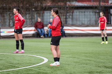 Bild 90 - wBJ FC St. Pauli - Walddoerfer SV : Ergebnis: 3:4